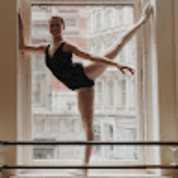 Meet your Posher, Anna - Picture 1 of 1